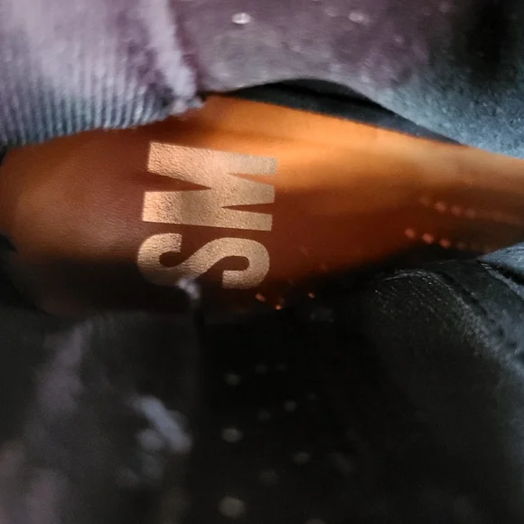 SM black peep toe faux suede booties sz6.5 LIKE NEW - Picture 4 of 7